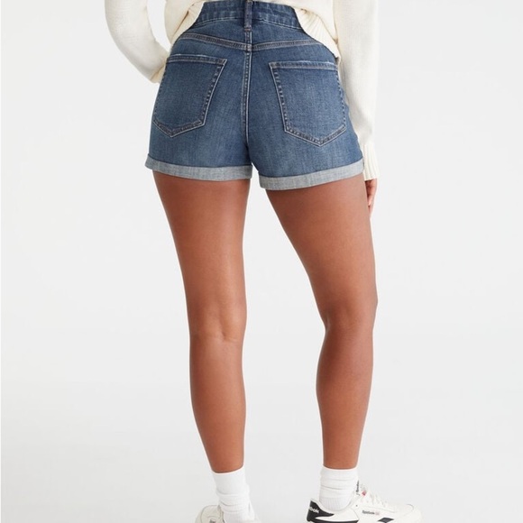 Aeropostale High Rise Curvy High Thrashed Stretchy Denim Jean Shorts Size 4 - Picture 5 of 9
